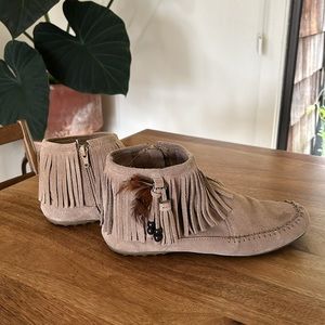 Minnetonka Moccasins